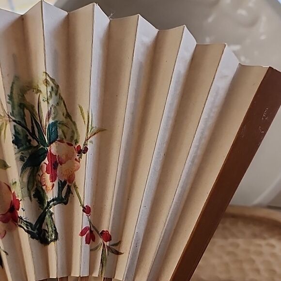 Vintage Paper Chinese and Wood Bird and Floral Fan Romantic Feminine Coquette - Picture 7 of 16